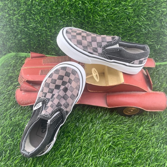 Vans Checkerboard Slip-On Kids Sneakers Black Brown Classic Cool Style 10.5 - Picture 9 of 10